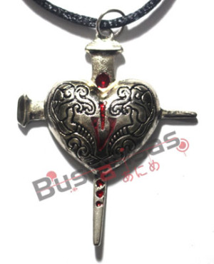 DRK-02 - Colar Coração com estaca